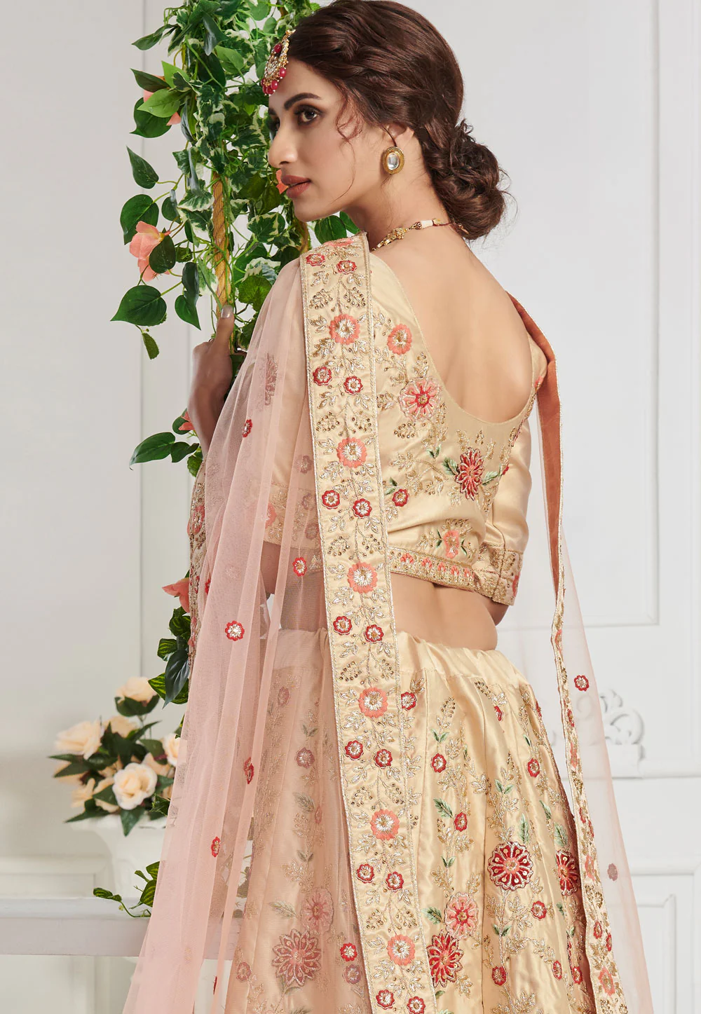 Ivory Cream Floral Embroidered Lehenga Choli - Image 3